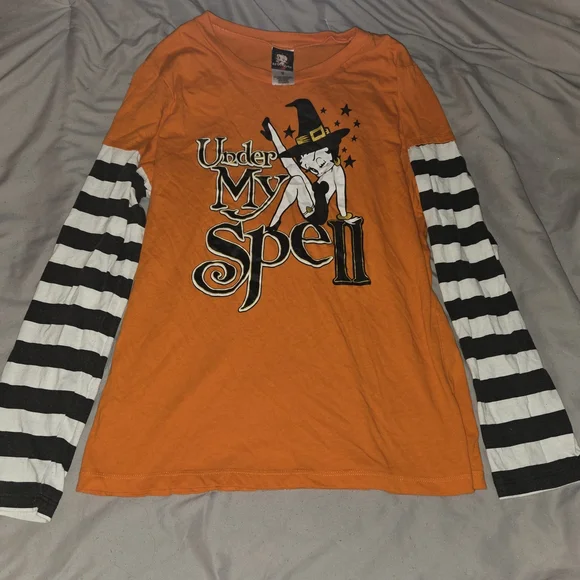 Betty Boop Halloween Top - Picture 2 of 5